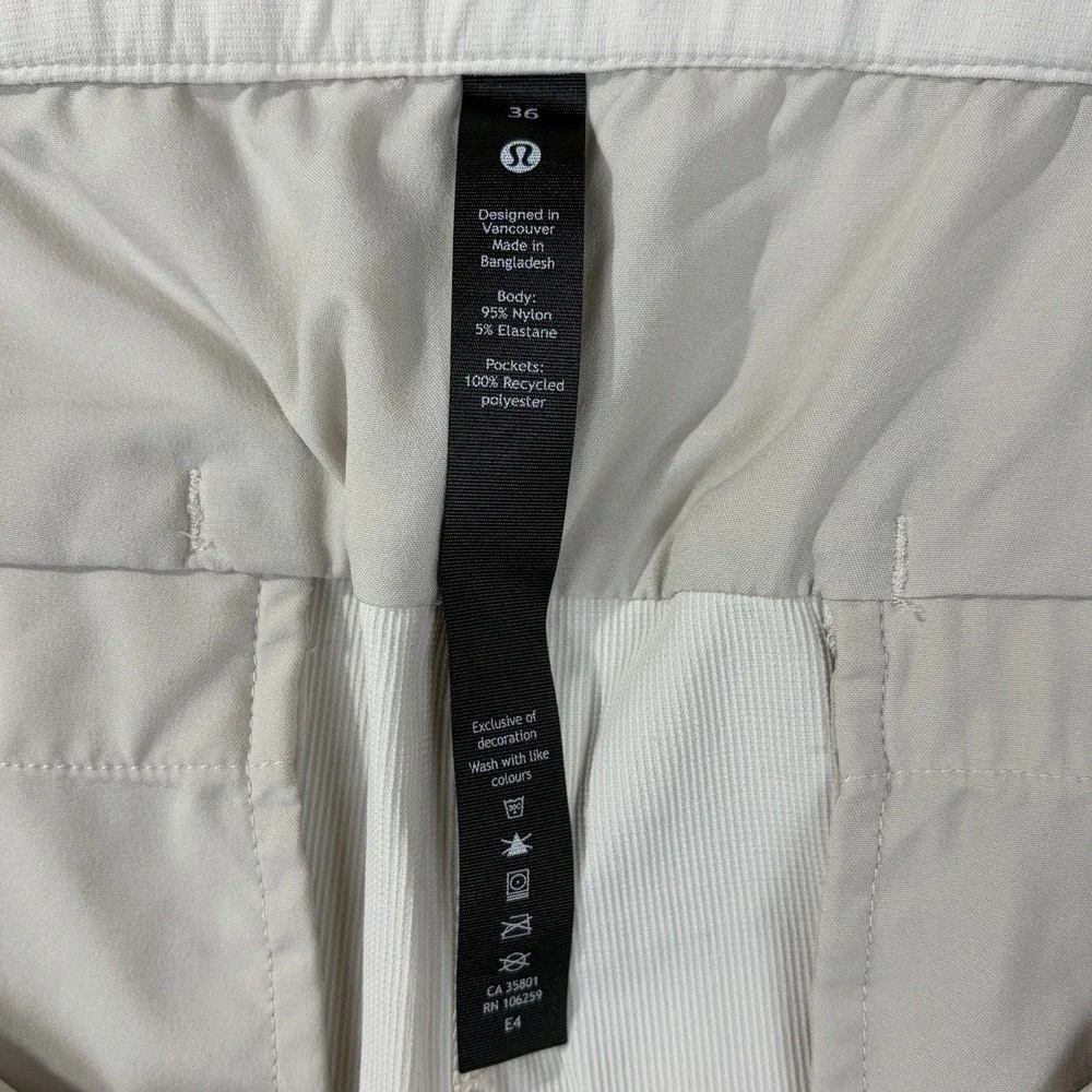 Lululemon Mens 36x17‎ Ivory Belted Utilitech Relaxed Fit Shorts LM5ACTS No Belt